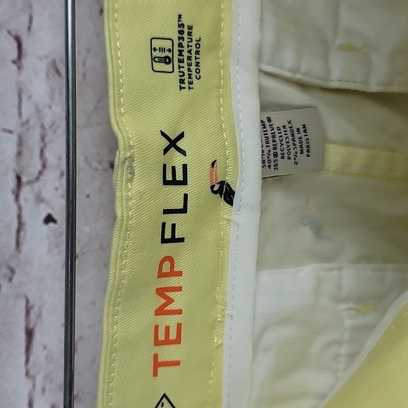 St John's bay tocan bird yellow flat front shorts size 34 nwt - Picture 3 of 8